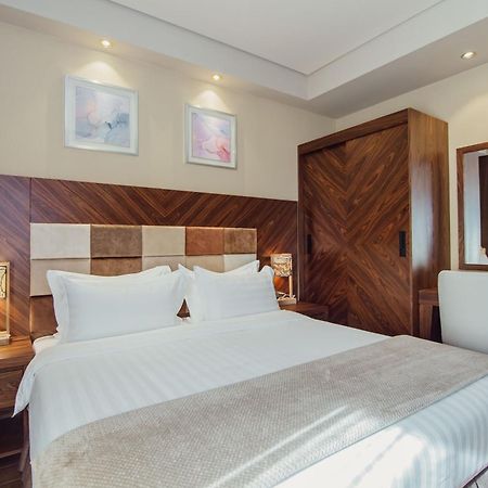 Dreamland Oasis Aparthotel Kobuleti Bagian luar foto