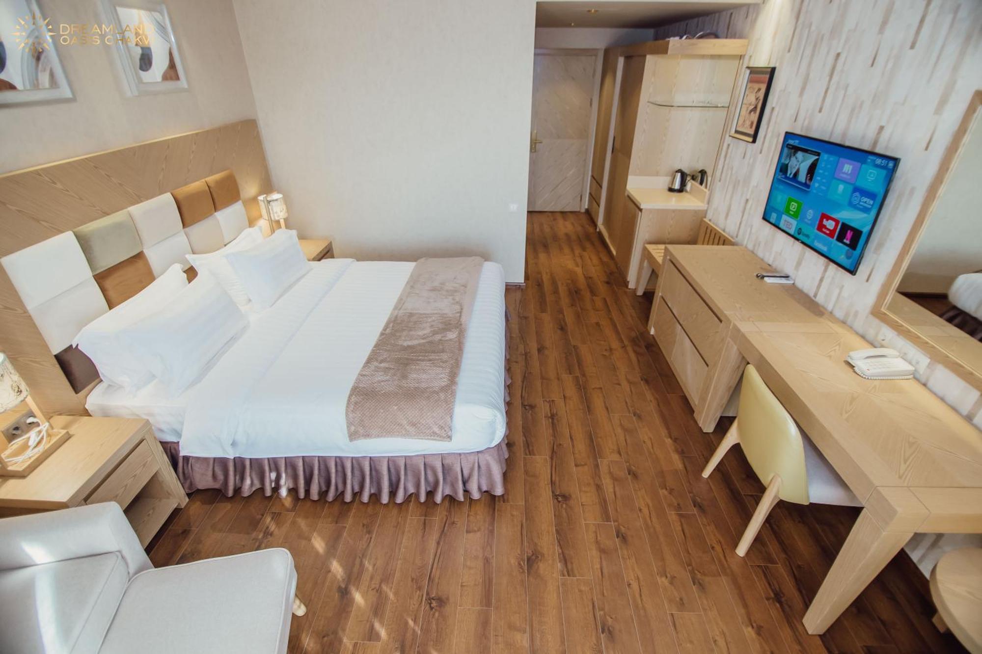 Dreamland Oasis Aparthotel Kobuleti Bagian luar foto