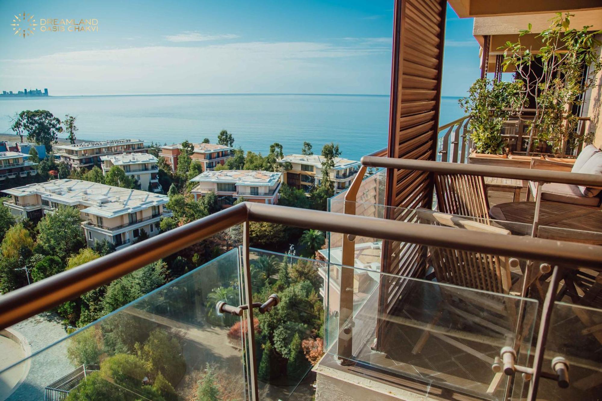 Dreamland Oasis Aparthotel Kobuleti Bagian luar foto