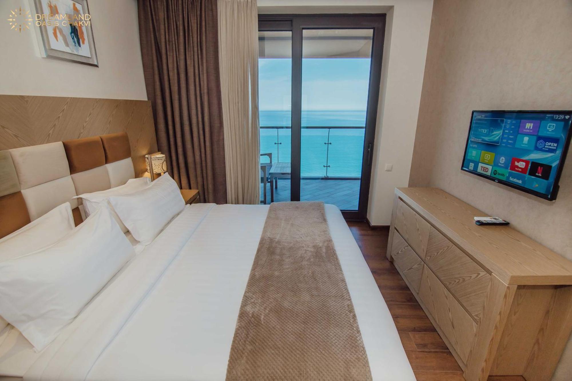 Dreamland Oasis Aparthotel Kobuleti Bagian luar foto