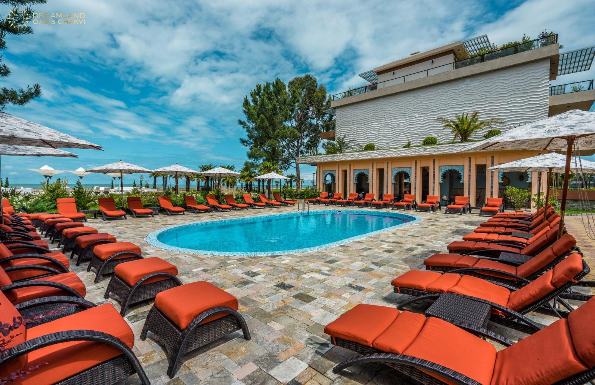 Dreamland Oasis Aparthotel Kobuleti Bagian luar foto