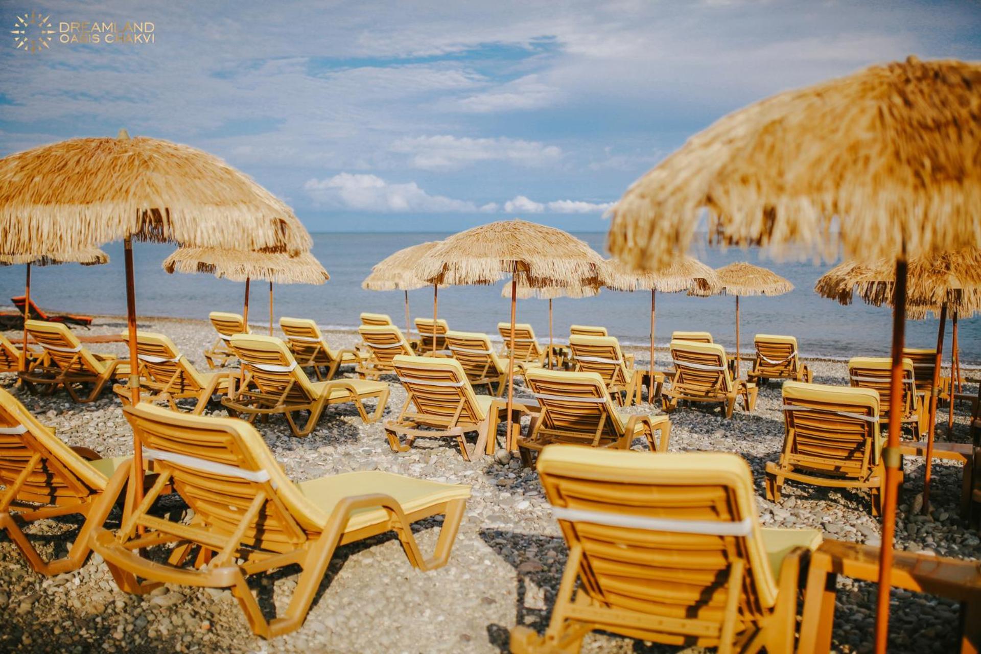 Dreamland Oasis Aparthotel Kobuleti Bagian luar foto