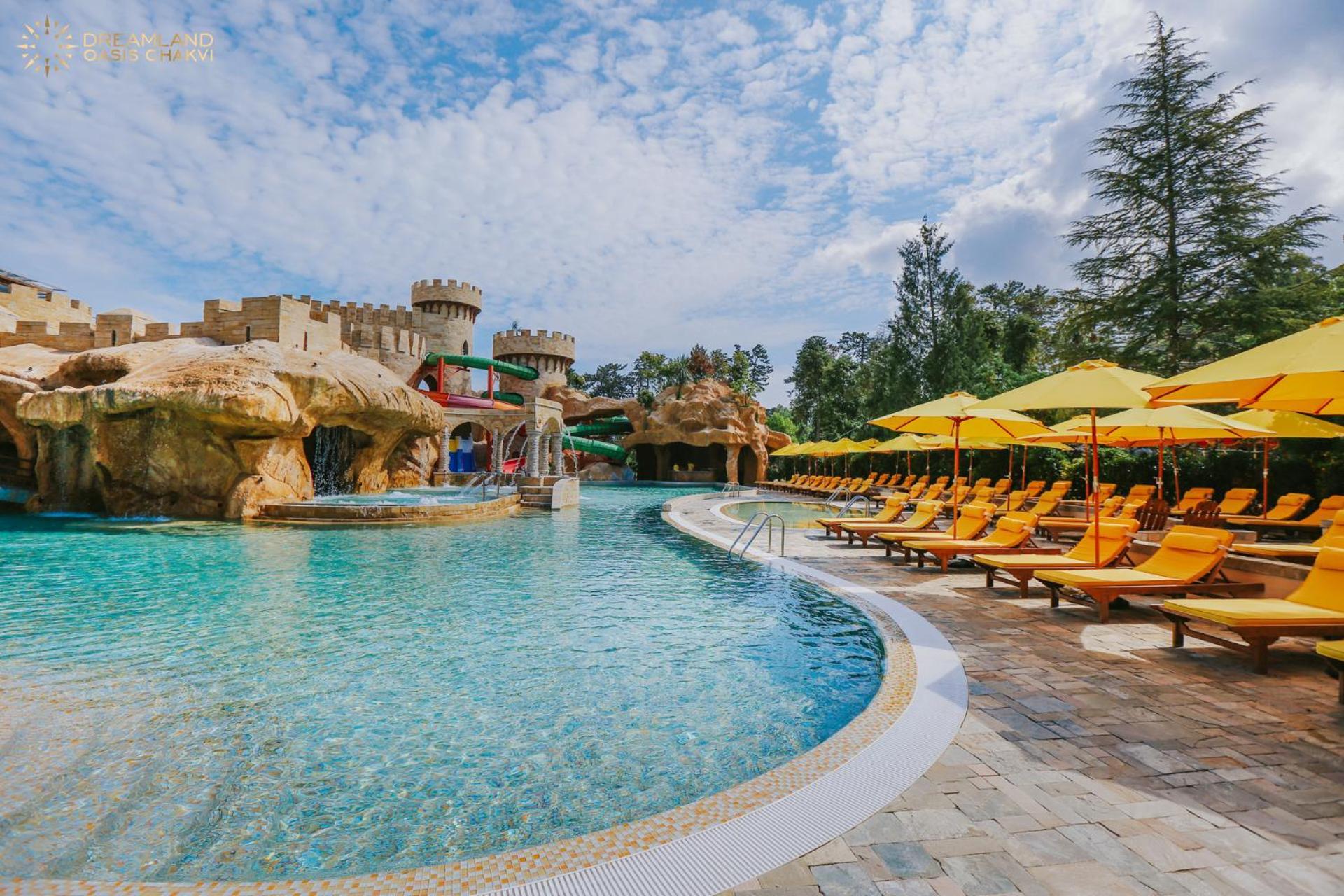 Dreamland Oasis Aparthotel Kobuleti Bagian luar foto