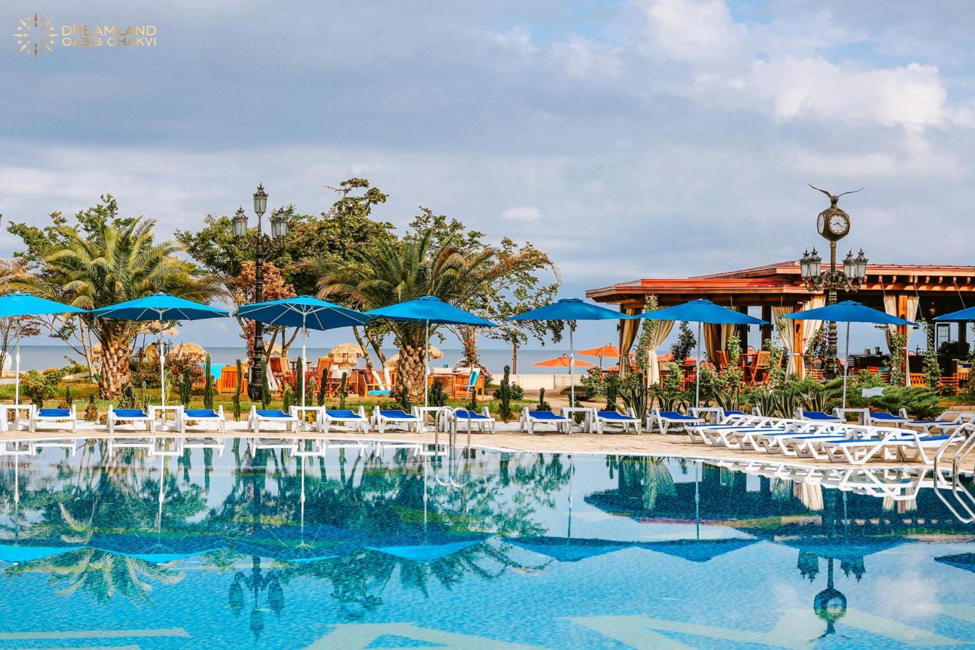 Dreamland Oasis Aparthotel Kobuleti Bagian luar foto