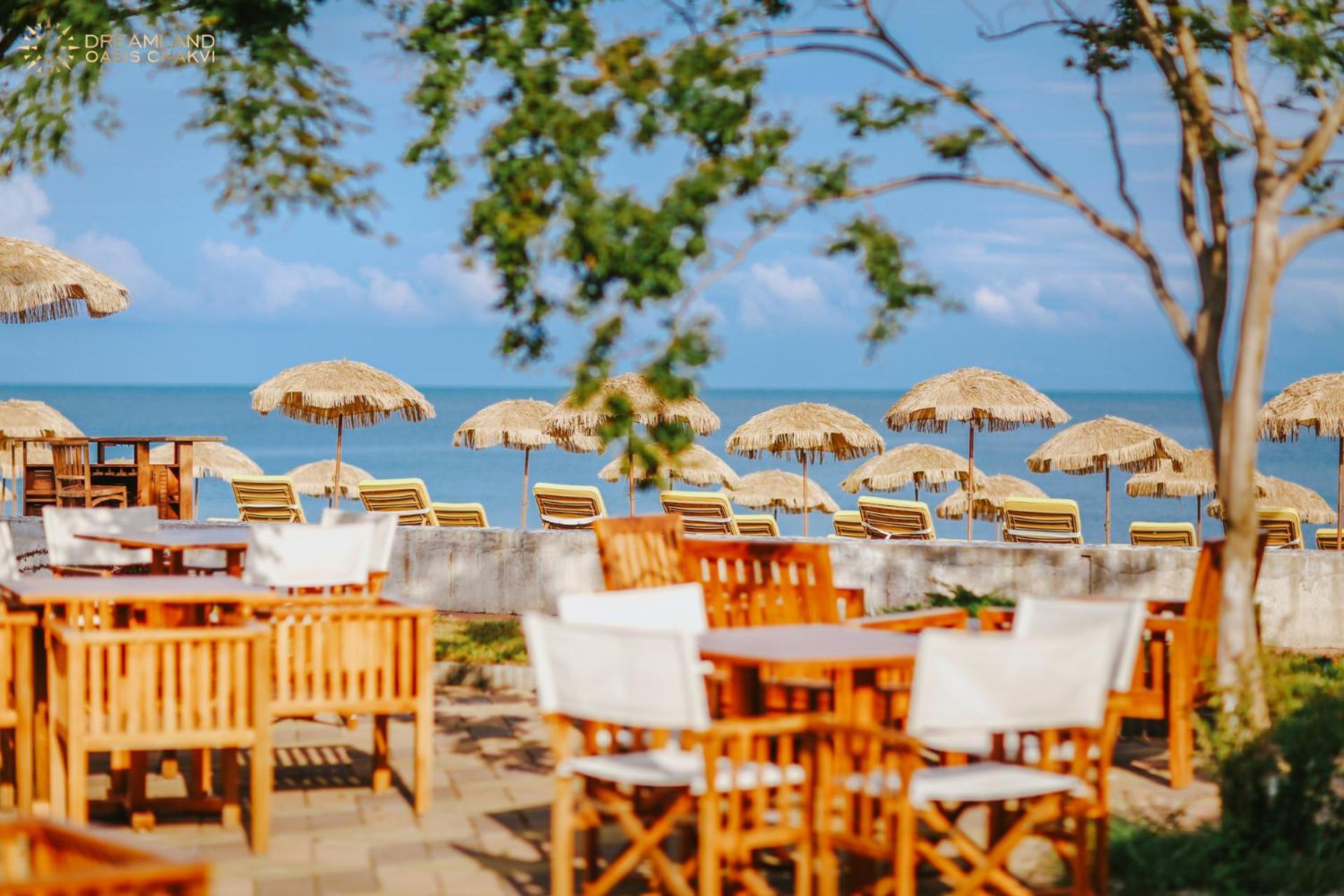 Dreamland Oasis Aparthotel Kobuleti Bagian luar foto